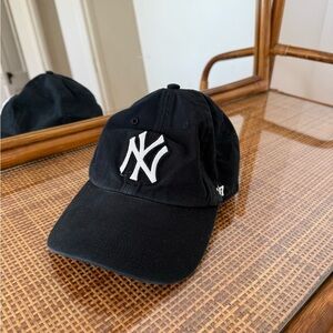 New York Yankees Black Cap